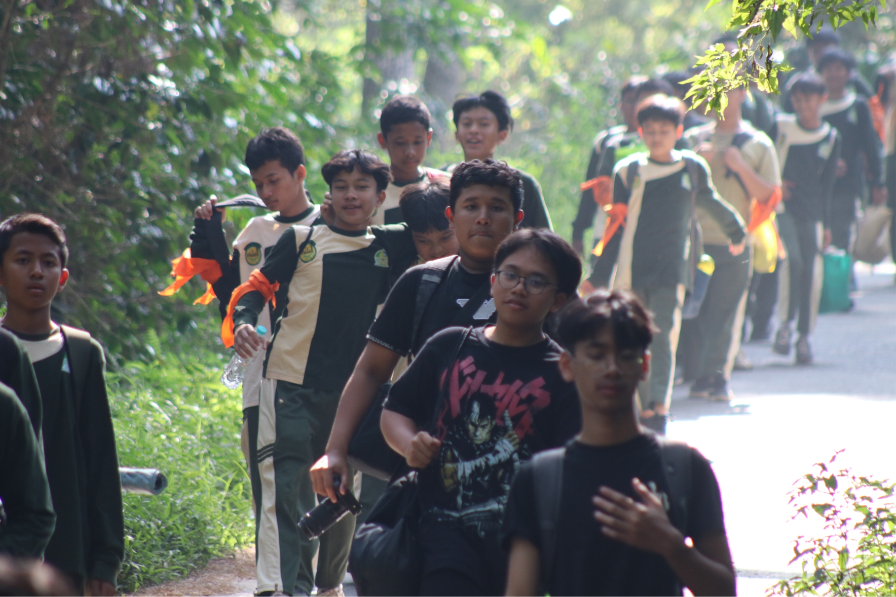 LATIHAN DASAR KEPEMIMPINAN SISWA  KELAS VII THOLIB DAN THOLIBAH
